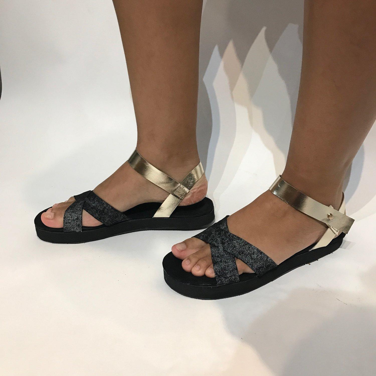 SANDAL MAKING, image 1